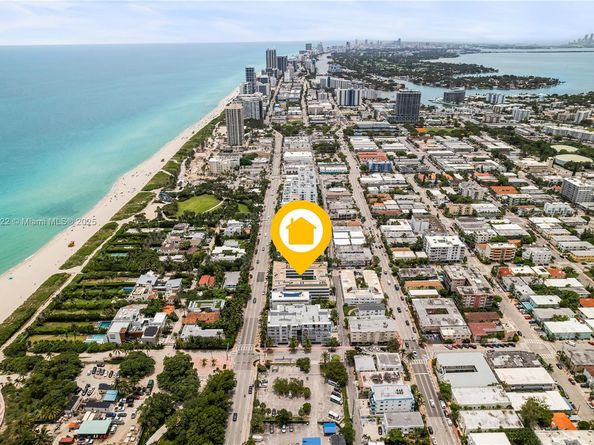 7800 Collins Ave 402, Miami Beach FL 33141