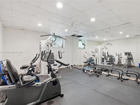 7800 Collins Ave 402, Miami Beach FL 33141