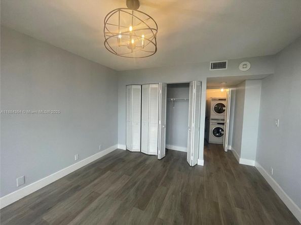 780 NE 69 1608, Miami FL 33138