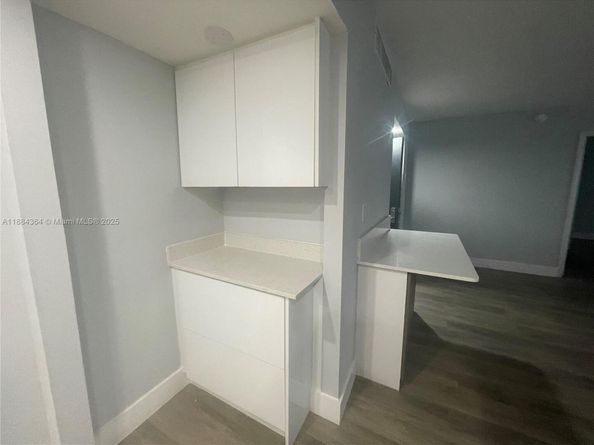 780 NE 69 1608, Miami FL 33138