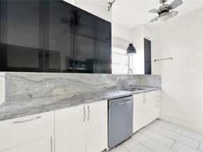 610 8th St 102, Miami Beach FL 33139