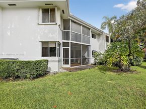 984 NW 93rd Ave 984, Plantation FL 33324