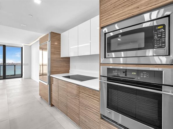 460 NE 28th St 2607, Miami FL 33137