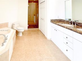 3001 NE 185th St 317, Aventura FL 33180
