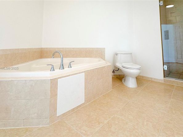 3001 NE 185th St 317, Aventura FL 33180