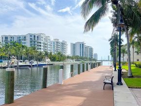 3001 NE 185th St 317, Aventura FL 33180