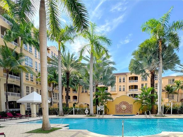 3001 NE 185th St 317, Aventura FL 33180