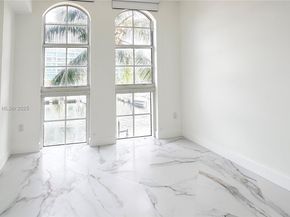 3001 NE 185th St 317, Aventura FL 33180