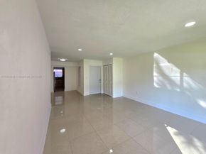 7520 SW 82nd St G118, Miami FL 33143