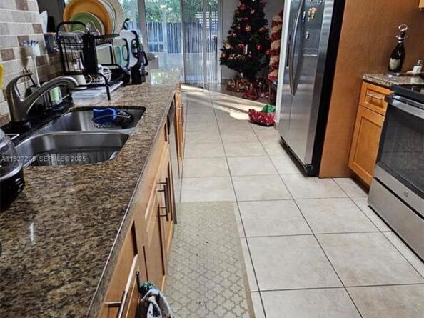 2750 N 34th Ave 9A, Hollywood FL 33021