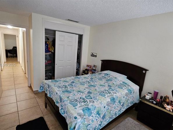 2750 N 34th Ave 9A, Hollywood FL 33021