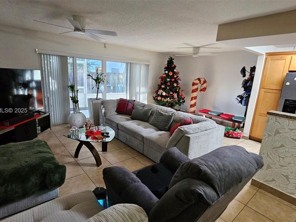 2750 N 34th Ave 9A, Hollywood FL 33021