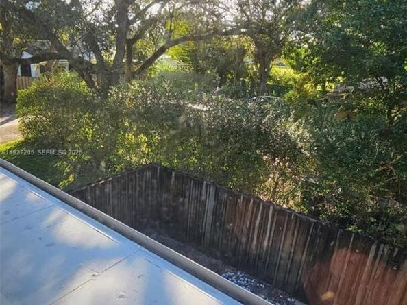 2750 N 34th Ave 9A, Hollywood FL 33021