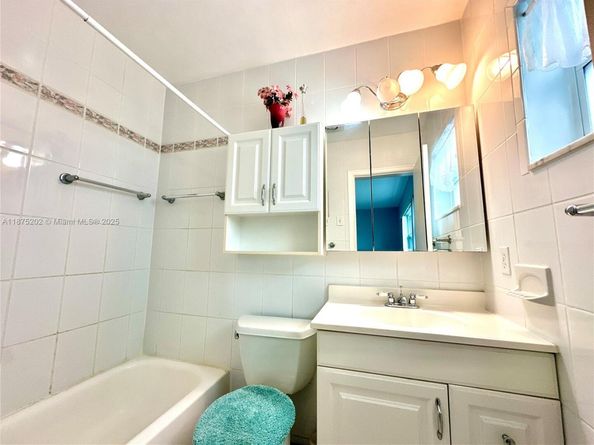 5300 Washington St A139, Hollywood FL 33021