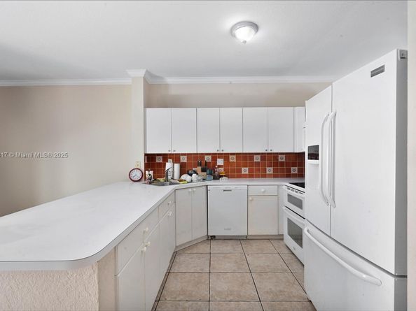 6930 NW 179th St 1078, Hialeah FL 33015