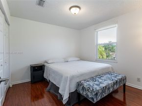 17676 SW 20th St, Miramar FL 33029