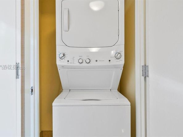 18001 Collins Ave 717, Sunny Isles Beach FL 33160