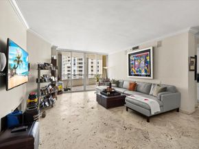 808 Brickell Key Dr 1205, Miami FL 33131
