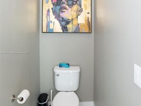 2900 NE 12th Ter 14, Oakland Park FL 33334