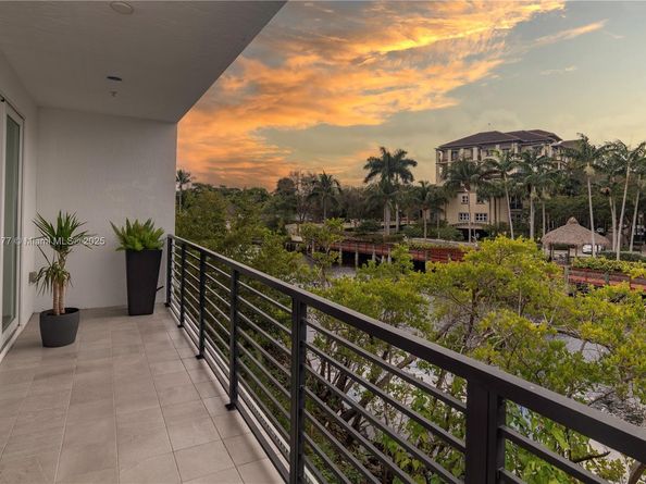 2900 NE 12th Ter 14, Oakland Park FL 33334