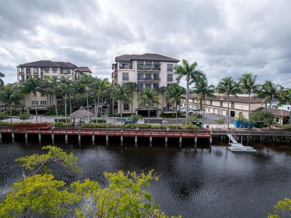 2900 NE 12th Ter 14, Oakland Park FL 33334