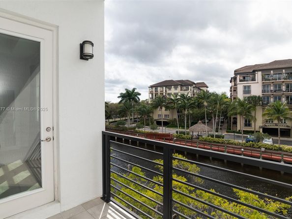 2900 NE 12th Ter 14, Oakland Park FL 33334