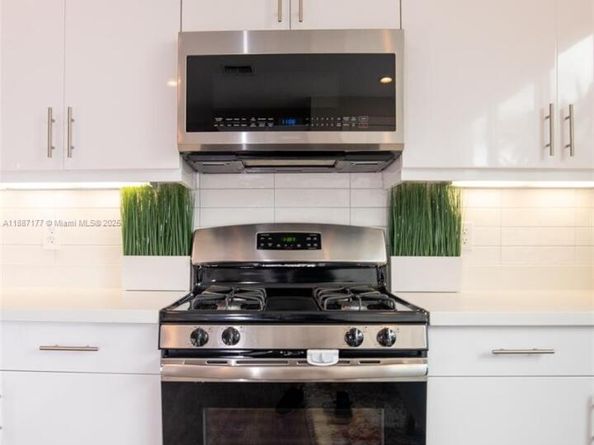 2900 NE 12th Ter 14, Oakland Park FL 33334