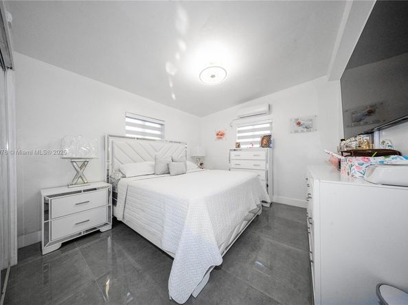 14465 SW 288th St, Homestead FL 33033