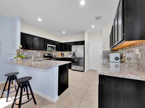 455 SE 34th Ter, Homestead FL 33033