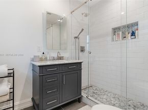 426 Hardee Rd, Coral Gables FL 33146