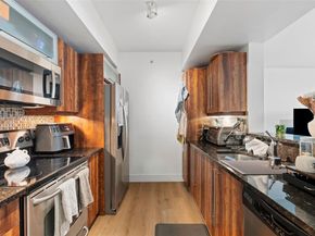 7350 SW 89th St 1110S, Miami FL 33156