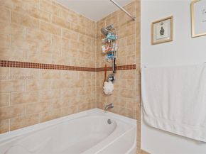 7350 SW 89th St 1110S, Miami FL 33156