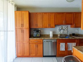 3500 Blue Lake Dr 102, Pompano Beach FL 33064