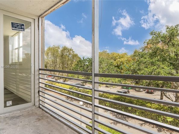 1820 SW 81st Ave 3306, North Lauderdale FL 33068