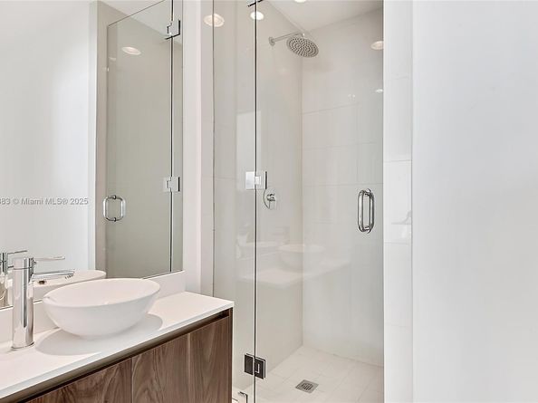 480 NE 31st St 904, Miami FL 33137