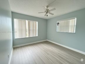 8091 NW 12th St A, Margate FL 33063