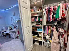 8091 NW 12th St A, Margate FL 33063