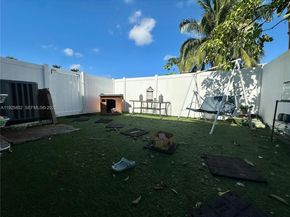 8091 NW 12th St A, Margate FL 33063