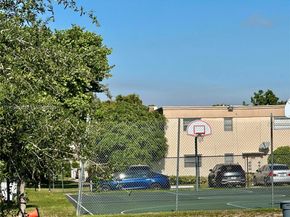 8091 NW 12th St A, Margate FL 33063