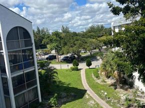 3300 Spanish Moss Ter 411, Lauderhill FL 33319