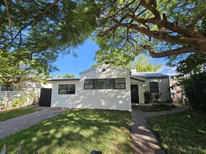 1915 Normandy Dr, Miami Beach FL 33141