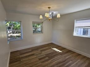 1915 Normandy Dr, Miami Beach FL 33141