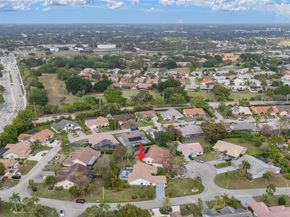 7901 NW 86th Ter, Tamarac FL 33321