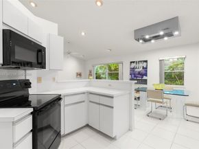 7901 NW 86th Ter, Tamarac FL 33321