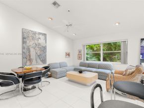 7901 NW 86th Ter, Tamarac FL 33321