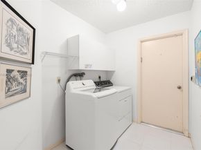 7901 NW 86th Ter, Tamarac FL 33321