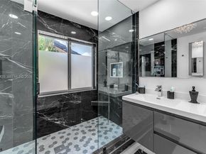 942 NW 133rd Ct, Miami FL 33182