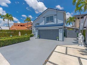 942 NW 133rd Ct, Miami FL 33182