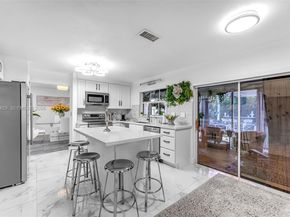 942 NW 133rd Ct, Miami FL 33182