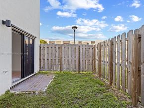 21089 NE 8th Ave, Miami FL 33179